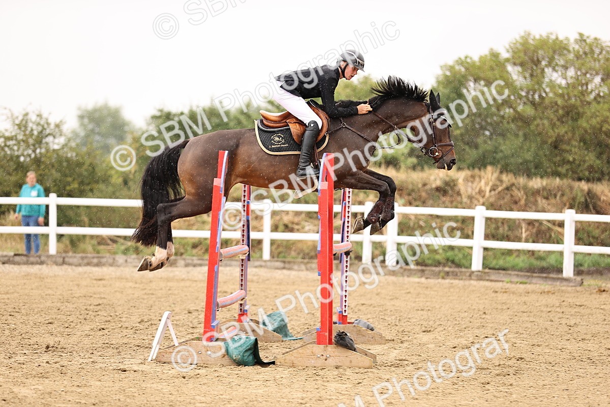 SBM_026544 - Class 12 - Amateur Championship Qualifier 1.05m