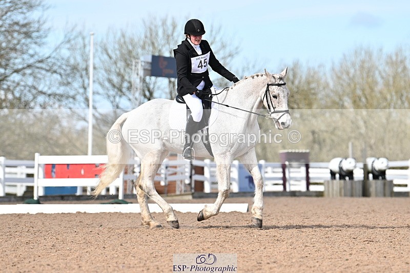 240324A-135212-03501 - Novice 28, 13.00 to 14.00