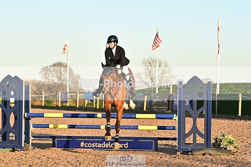 250401-190346-00881 - 90cm Classes