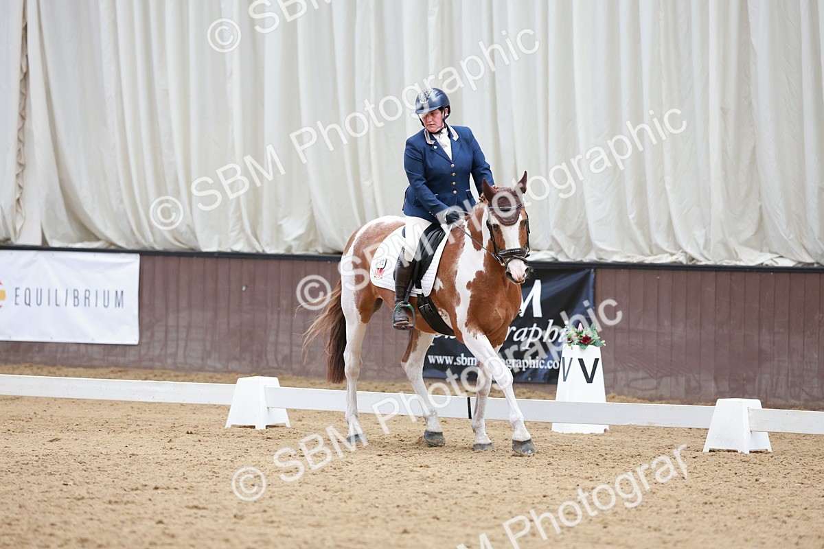 SBM_010058 - Class 6b - Novice 6 - 12.40-13.43