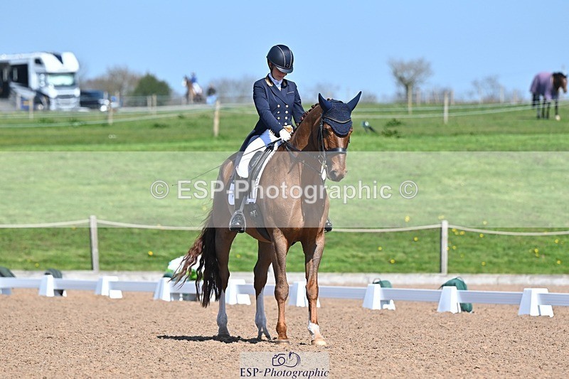 250405-123511-10675 - 025-Olivia.Oakeley-Full.House