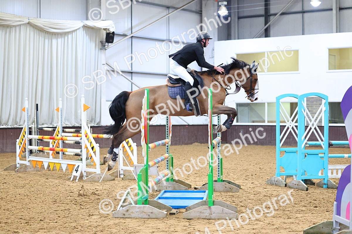 SBM_001113 - Class 4 - Senior Newcomers - 1.10m