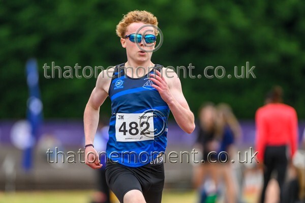 Sen25SAT-925166 - Track Male Set Two