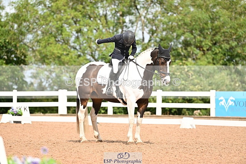 240817A-105118-07223 - 272-Victoria.Lance-Homefarm.Helios