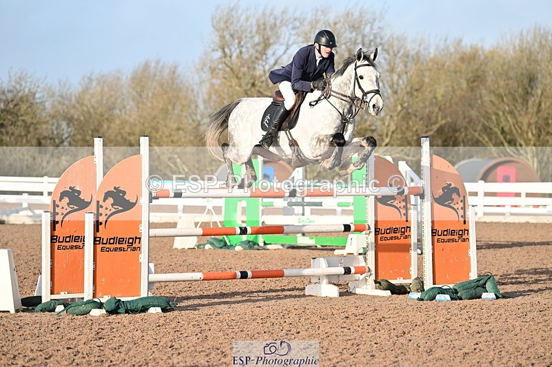 231209A-135140-01959 - Cls 15 National 1.30m & 1.40m