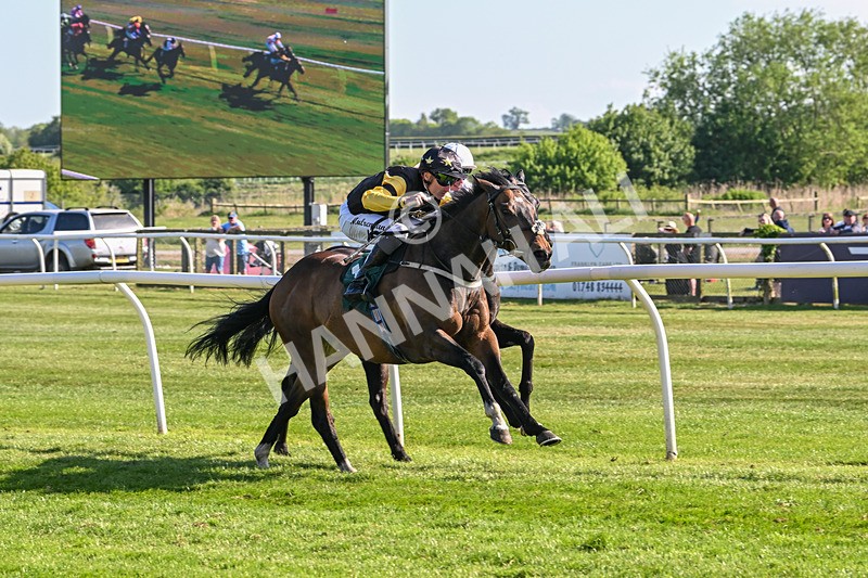 120525-Race 7-Water Of Leith-9091 - Race 7