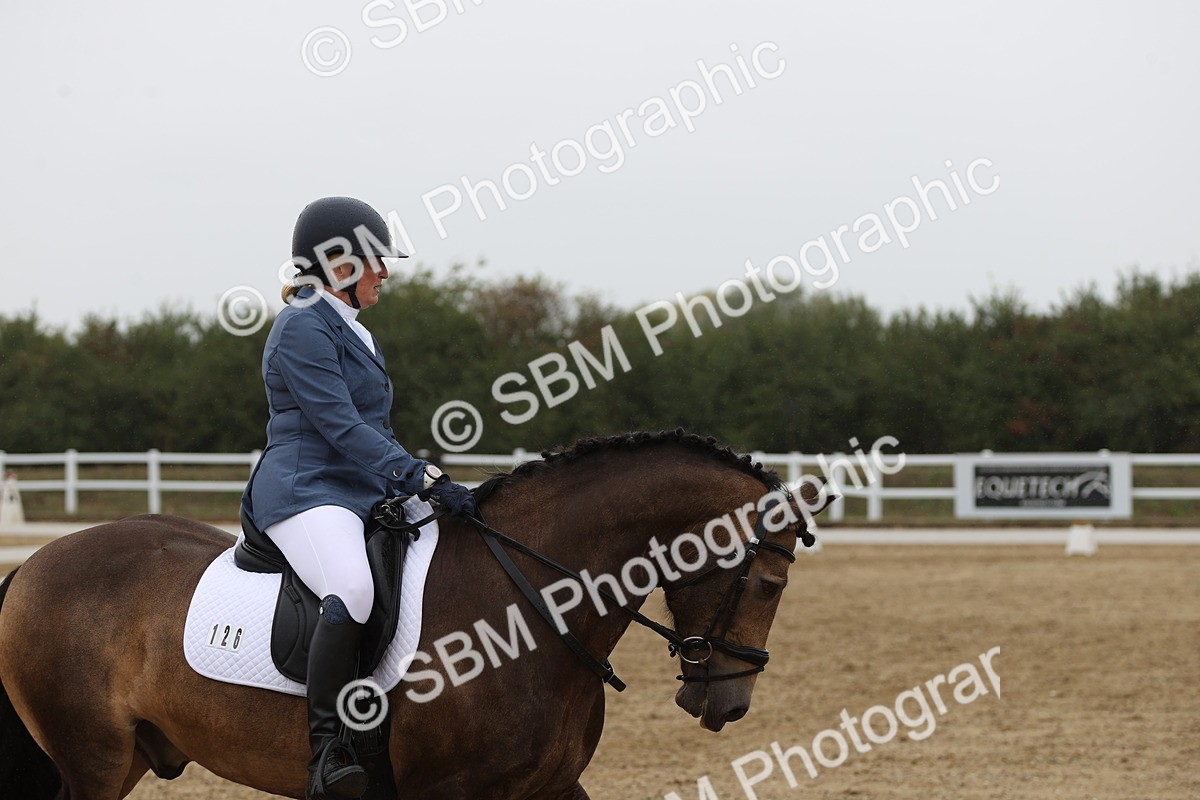 SBM_004424 - Class 9 - Novice 3 Champs