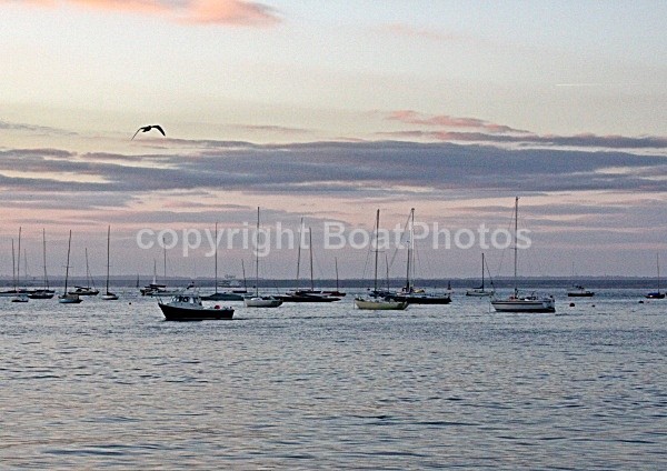 090522 SUNSET OVER COWES IMG_1629 - Mood Photos