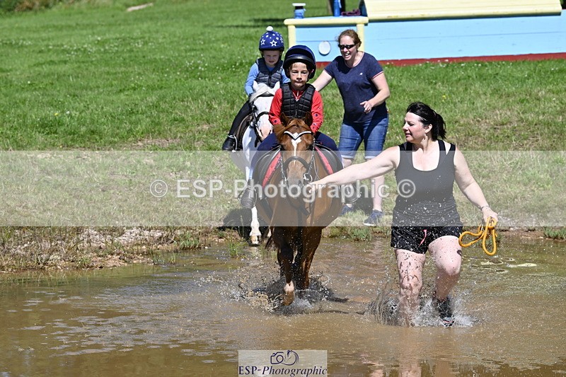 240728B-111331-01192 - Gemma's Group XC