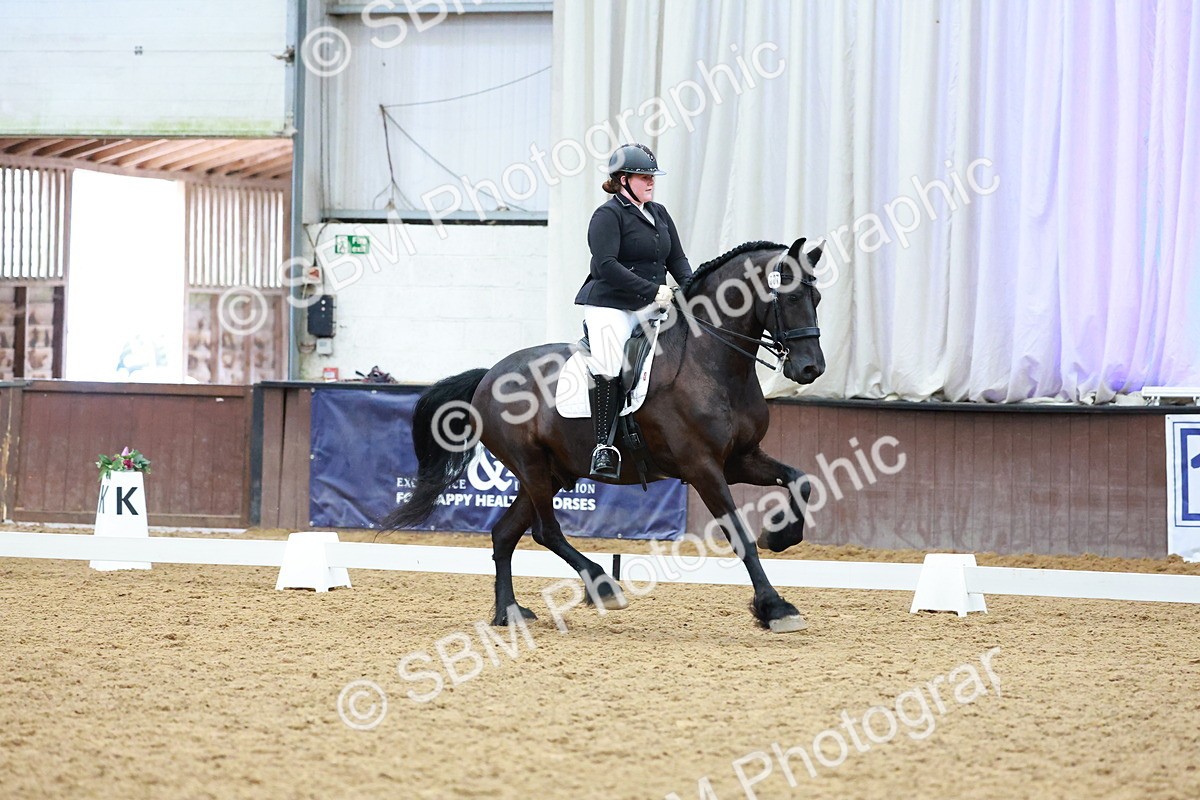 SBM_004044 - Class 12 - E2 Championship - 14.50-15.53