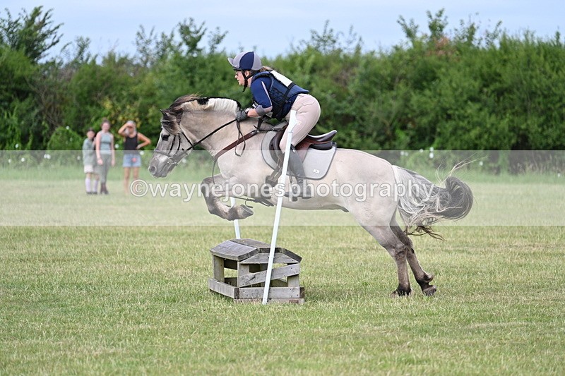 WJ7_4799 - 60cm XC Time 09:58 to 10:16