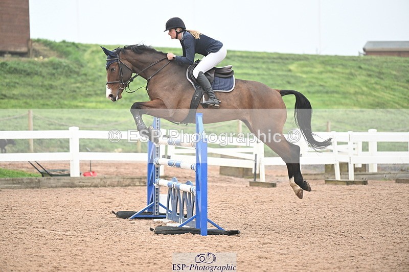 241102A-123245-04579 - SAT Cls 15 Foxhunter and 1.20m Open