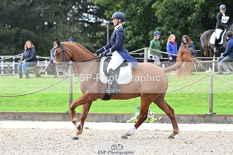 231019-121805-02717 - 043-OTTENTIK.NOBILITY-Dani.Evans-DR