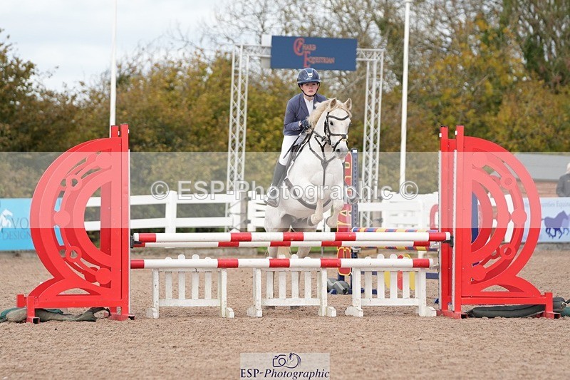 251026-115703-02278 - Cls 4 Pony Winter Novice + 80cm Open