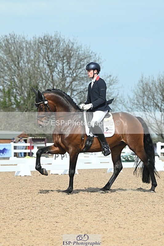 250403-104341-01577 - 048-Angus.Corrie-Deane-Maigret.VD.Watermolen