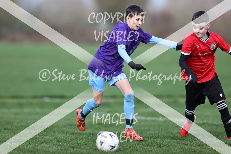 1DX30237 - 2026-03-01  FC Abbey Meads U11 Grey V Hungerford Town Juniors U11 Gladiators