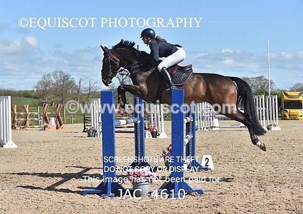 JAC_4610 - CLASS 11 SAT Andrew Hamilton Coach, RHS Foxhunter Championship Qualifier