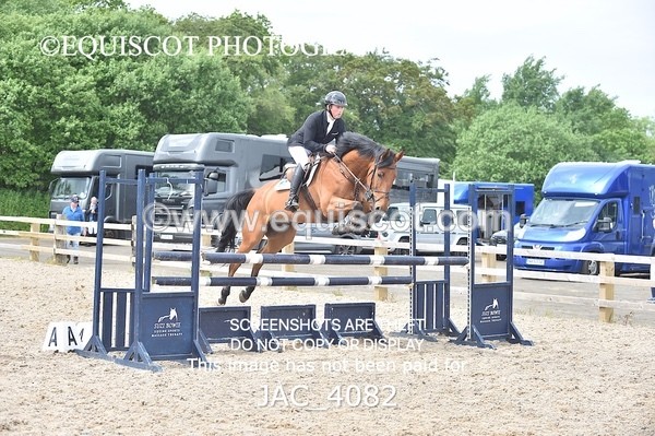 JAC_4082 - CLASS 4 - SAT -Senior Newcomers/ 1.10m Open