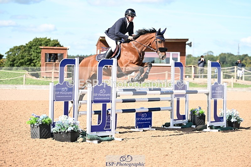 240913A-111828-03851 - Cls 14 Snr Newcomers