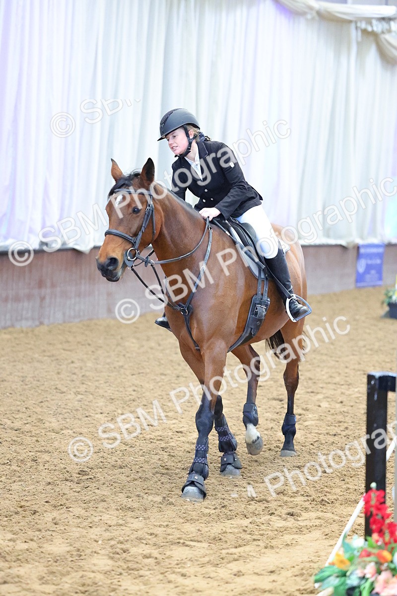 SBM_005719 - Class 22 - Bliss of London Novice Winter Championship Qualifier 90cm
