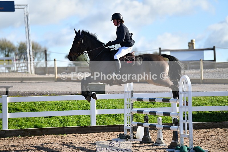 231110A-131832-00516 - Cls 5 Newcomers & 1.10m Open