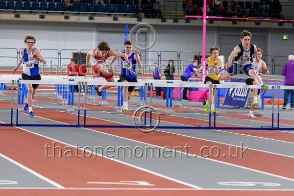 Age26SAT-914749 - Track Male Set One