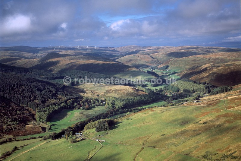 A00694D Glendevon in the Ochil Hills in 2014 - Lochs, glens and rivers