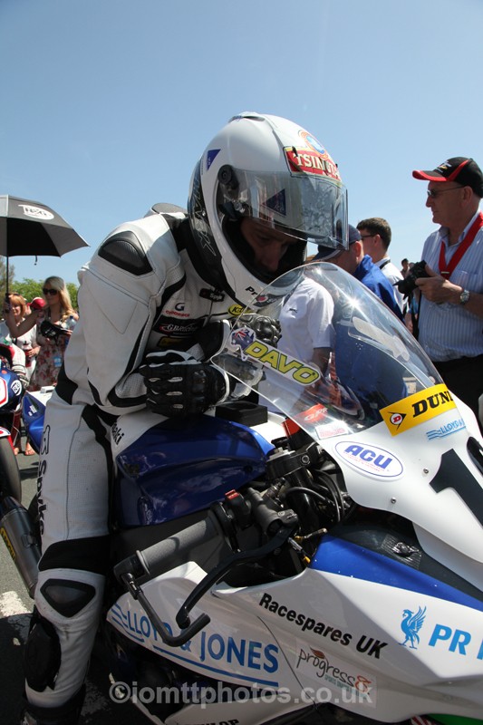 IMG_0586 - Senior TT - Start Line