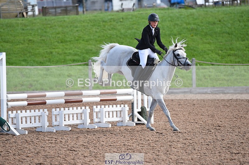 230716A-091336-01852 - Cls 32 Stepping Stones 128cm & 138cm