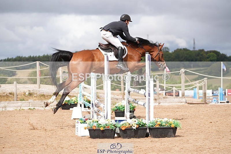 260730-103828-01706 - Cls 1 British Novice and 90cm