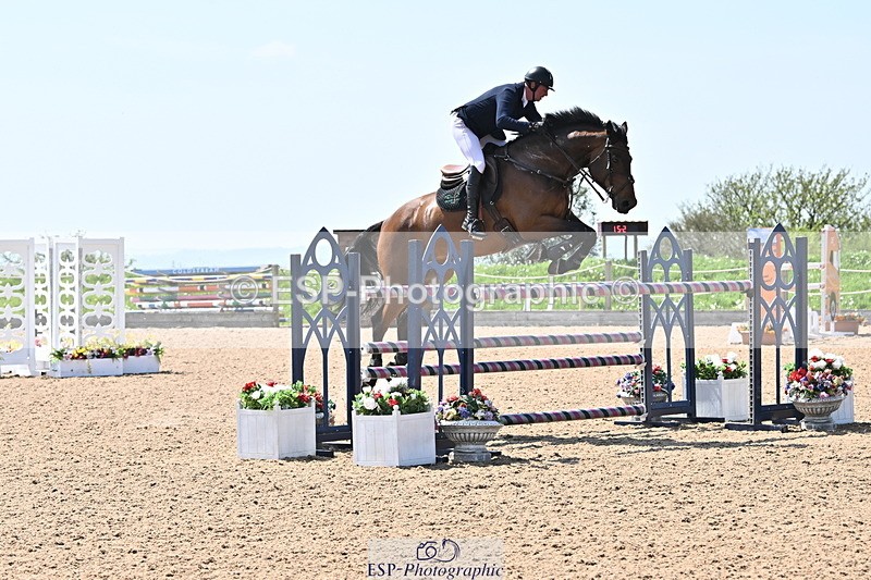 240509A-134912-02143 - Cls 10 National 1.30m Open