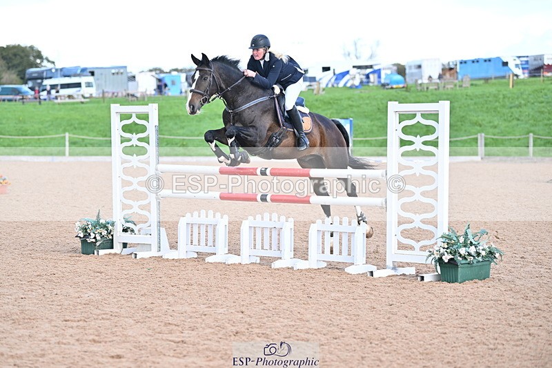 231014A-122018-04540 - Cls 19 1.15m Members Cup