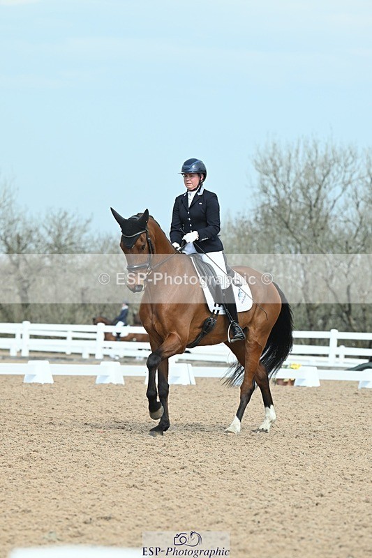 250403-103118-01415 - 036-Abbie.Newbury-Seagry.Viceroy