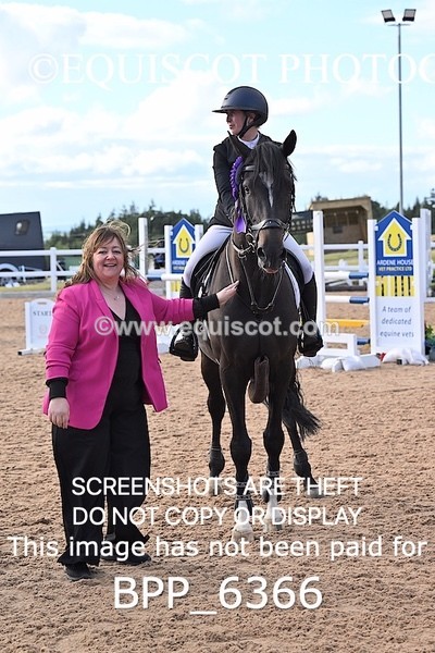 BPP_6366 - CLASS 11 THURS GFS Saddles Senior Newcomers/1.10m Open