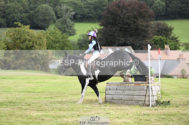 240825X-102543-31337 - 70cm XC 10.00 to 11.00