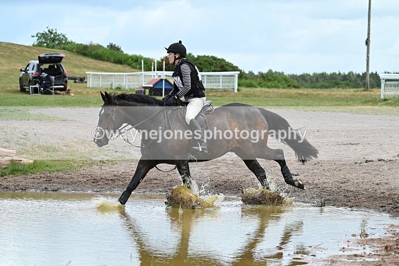 WJ7_7183 - Time 12:16 to 12:25