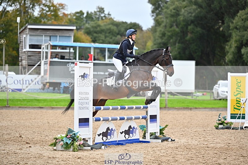251026A-141737-25070 - G-559-Eleanor.Dunachie