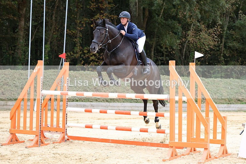 3E7A3292 - Class 9: Senior Foxhunter/1.20 open