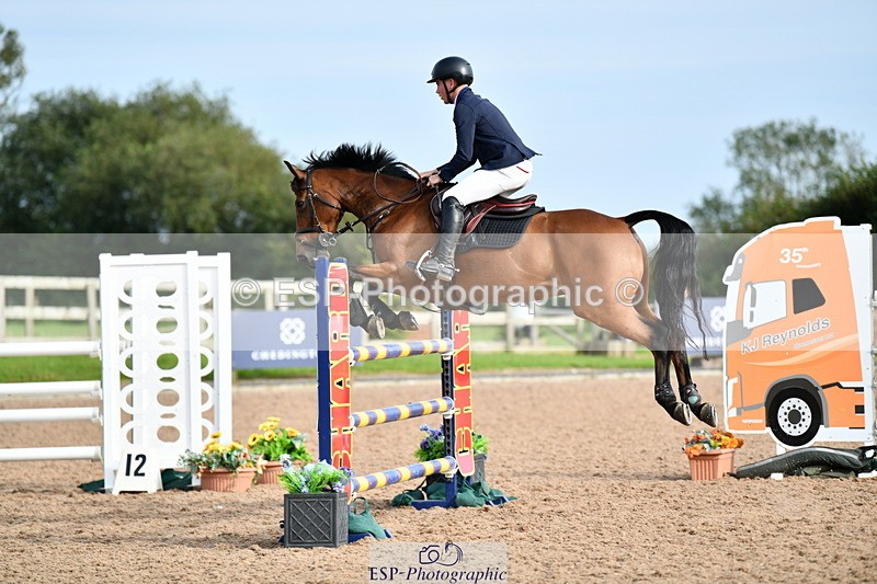 240915A-164117-11076 - Cls 30 Snr Foxhunter