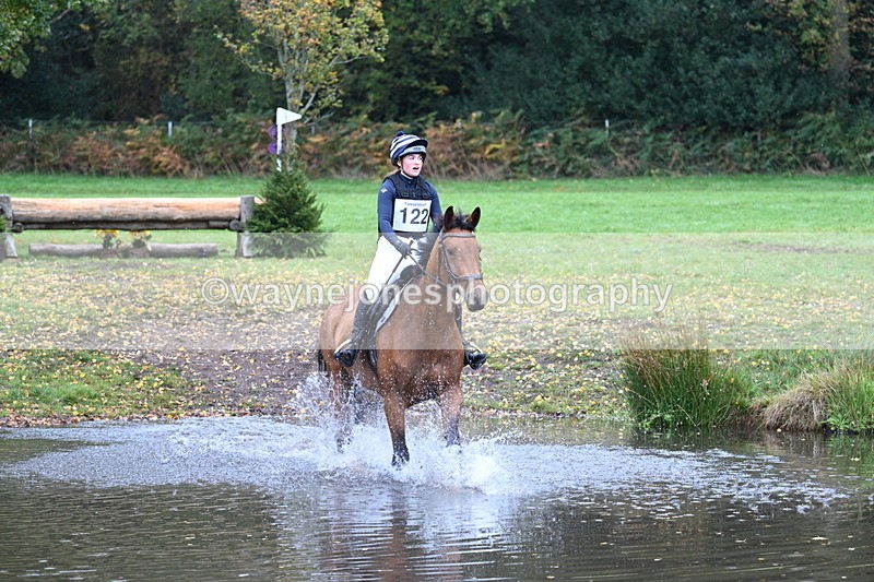 WJ7_3075 - Time 10:47 to 11:11 at the water