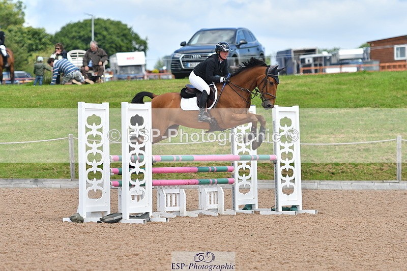 240609A-115338-04793 - Cls 17 Snr 1.05m Open