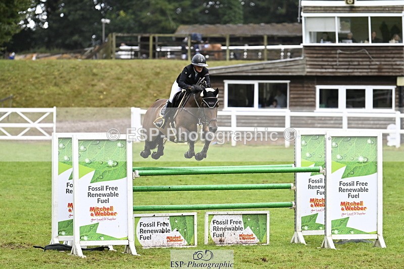 250831A-131729-10479 - Cls 37 Snr 1.35m Grand Prix