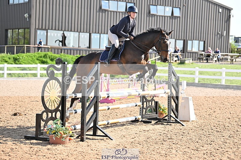 240509A-094140-00212 - Cls 1 British Novice and 90cm Open