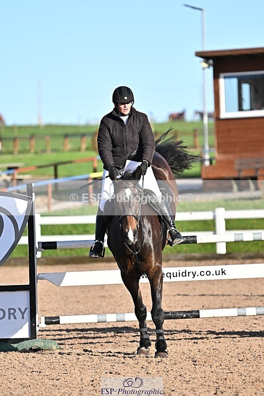 241120X-134307-00586 - Cls 05A&B Snr Fox & 120 Open