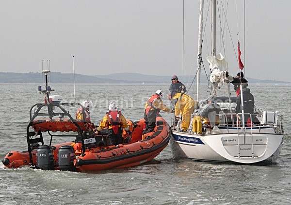 100411 JLP SAILING CLUB - RNLI IMG_0353 - APRIL 11th 2010 - JLP SAILING CLUB & RNLI