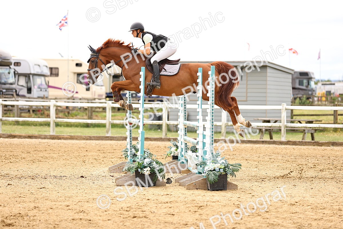 SBM_003371 - Class 21 - Senior Newcomers - 1.10m