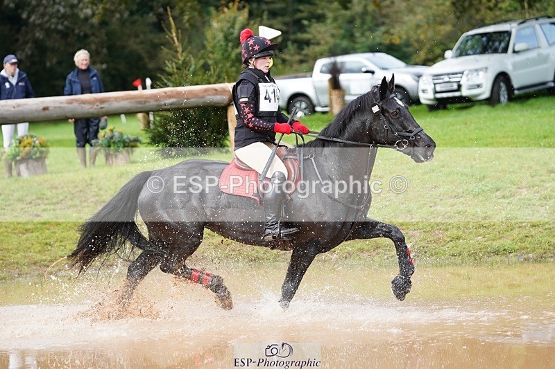 231021-130040-17083 - 414-LAMBORO.SPARKY-Lucy.Jowett-SC+XC