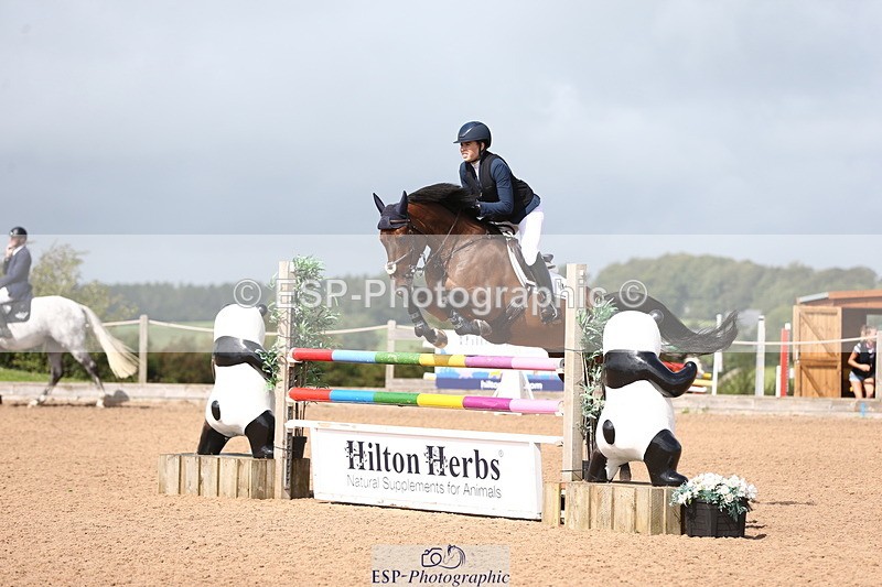 230812A-121152-08676 - Cls 32 Foxhunter