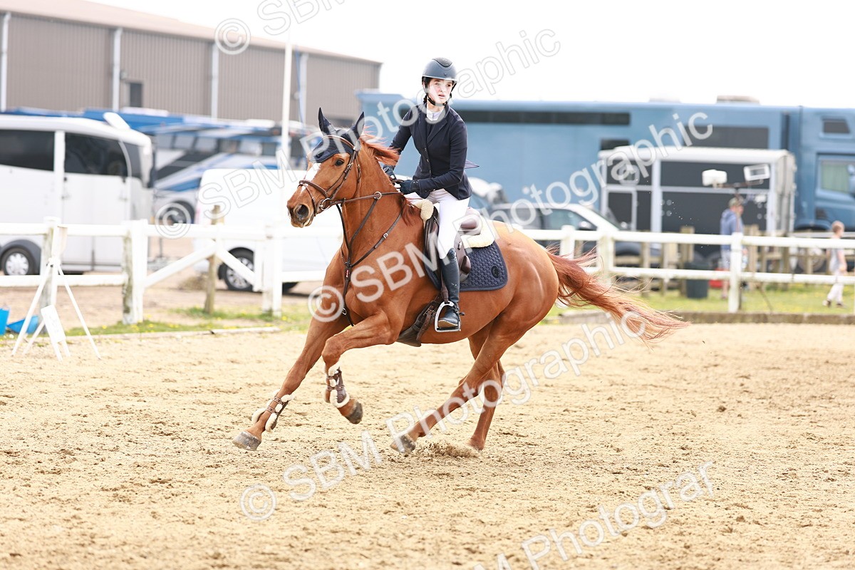  - Class 18 - Senior Newcomers - 1.10m