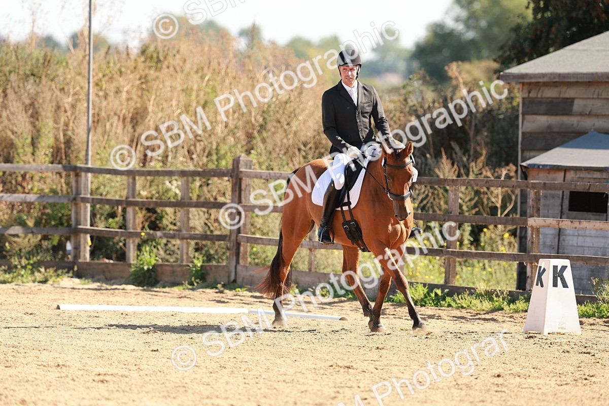 SBM_009907 - Class 6 - Novice 1